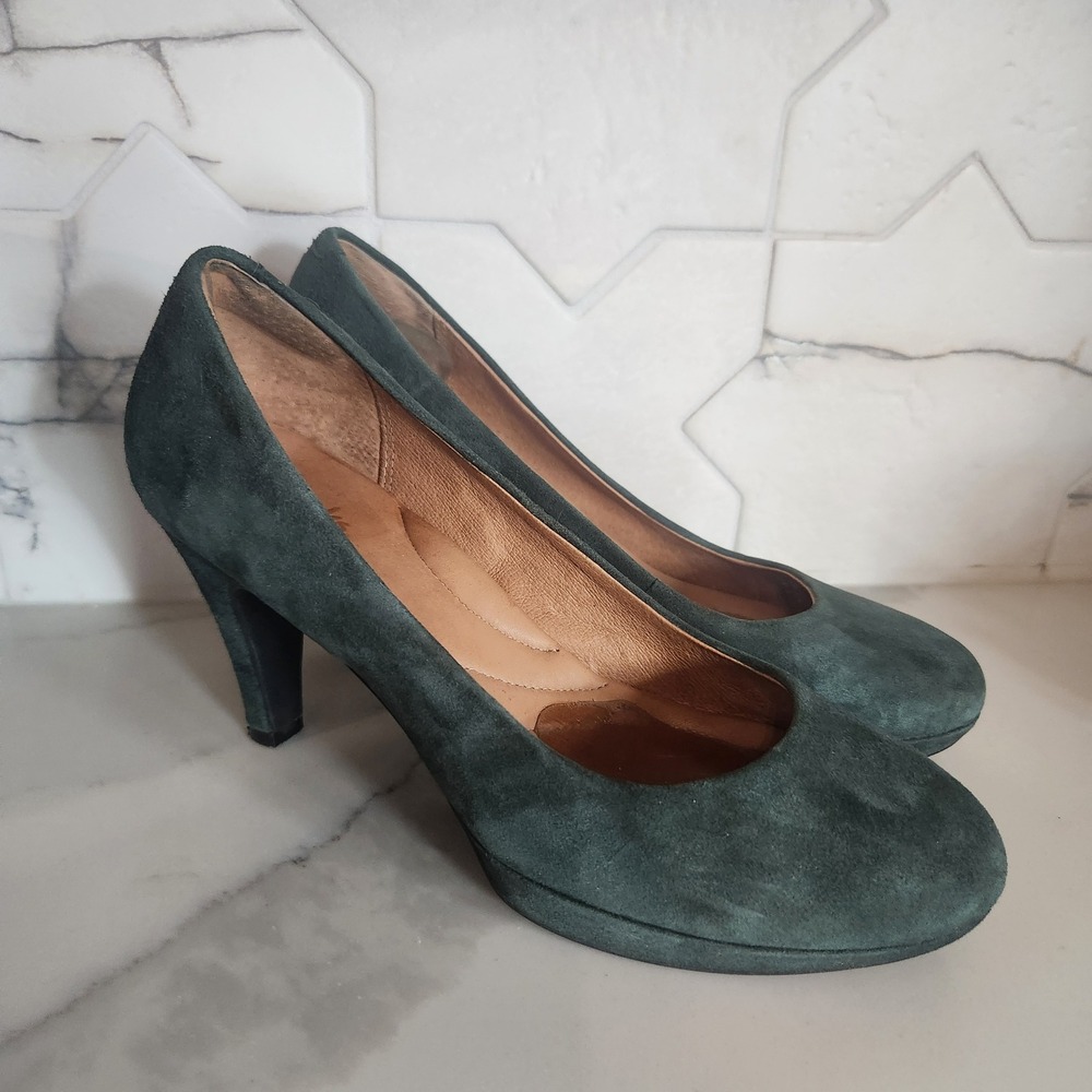 Clarks‎ Indigo Forest Green Suede Platform Pumps Heels 8M 84578